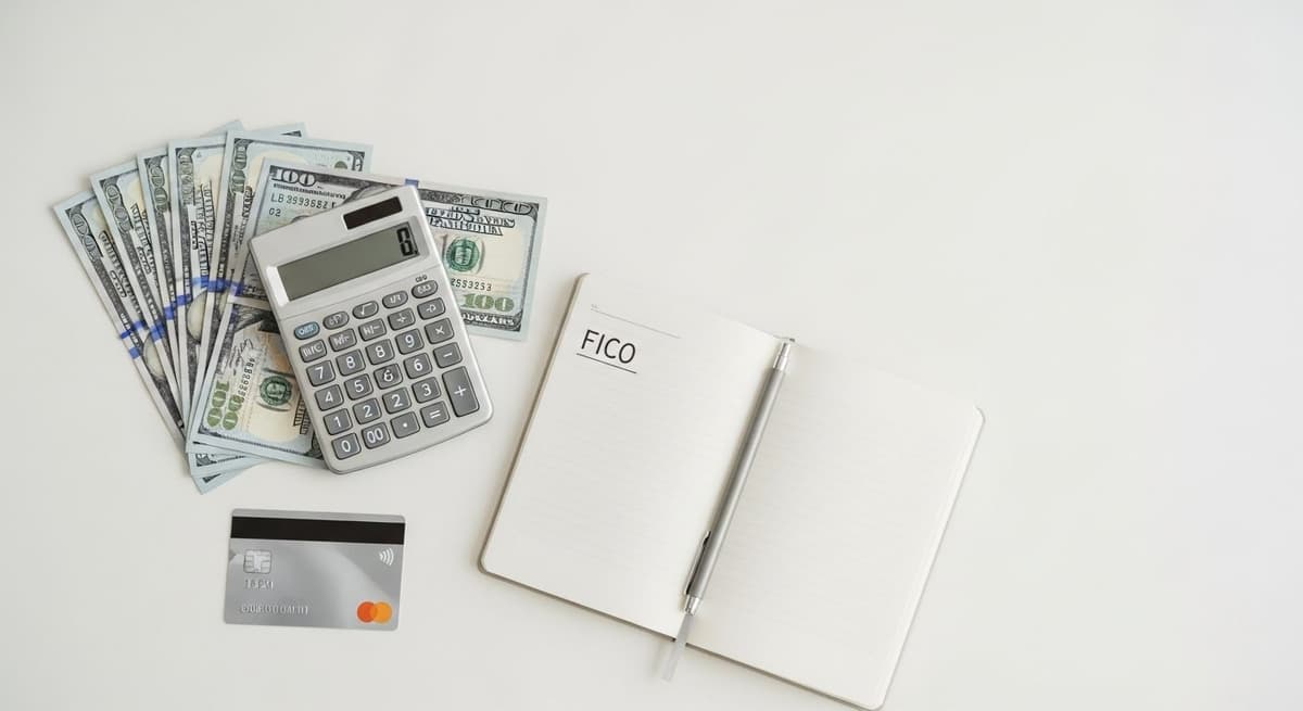 Cómo funciona el credit score en USA: guía completa FICO y